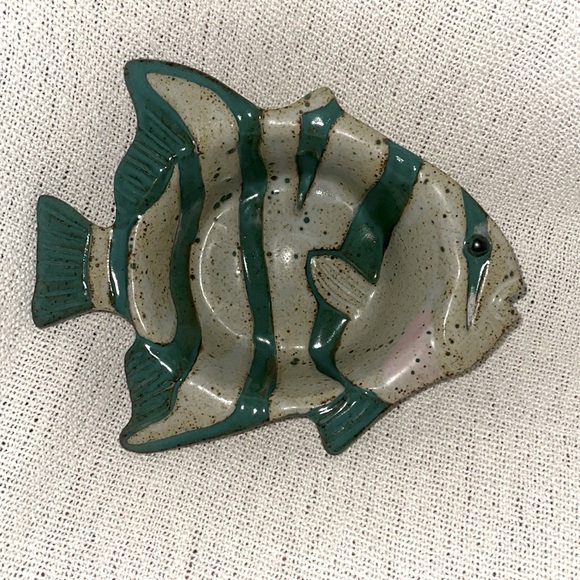 Vintage Tom Chamberlin Art Pottery Stoneware Striped Fish Dish Bowl Signed - Picture 1 of 6